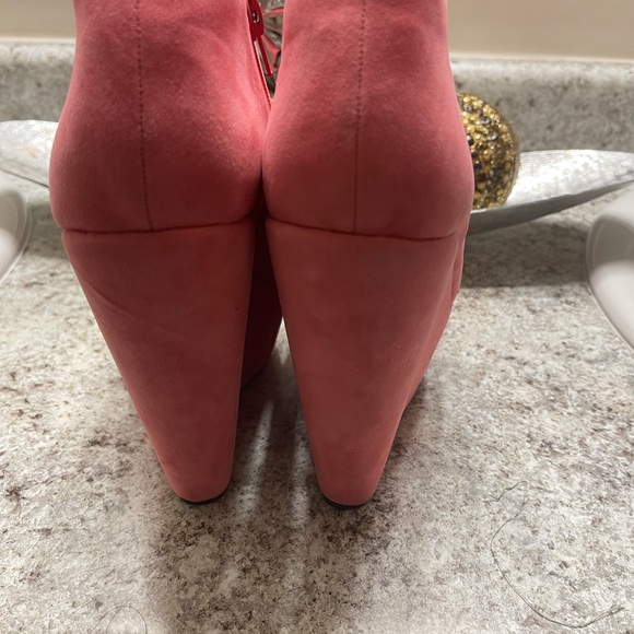 Bootie - Picture 3 of 3